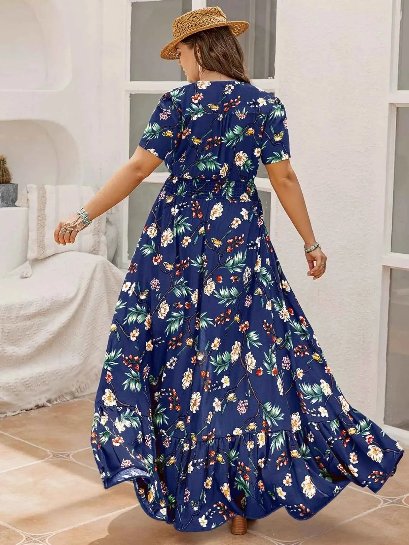 Plus Size Floral V-Neck Short Sleeve Maxi Dress