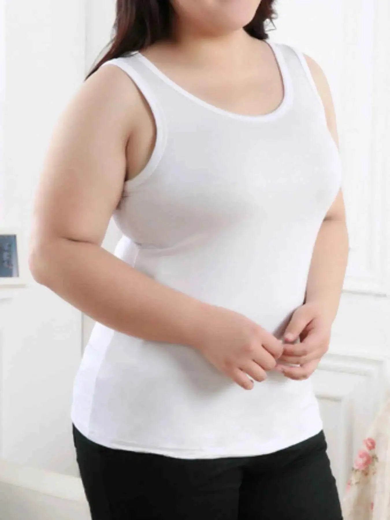 Solid Color Scoop Neck Tank Top