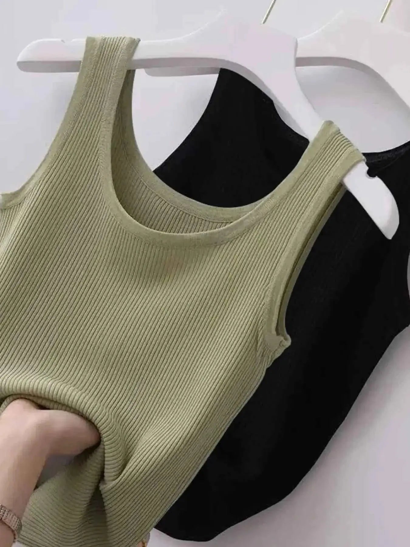 Plus Size Ribbed Knit Scoop Neck Tank Top