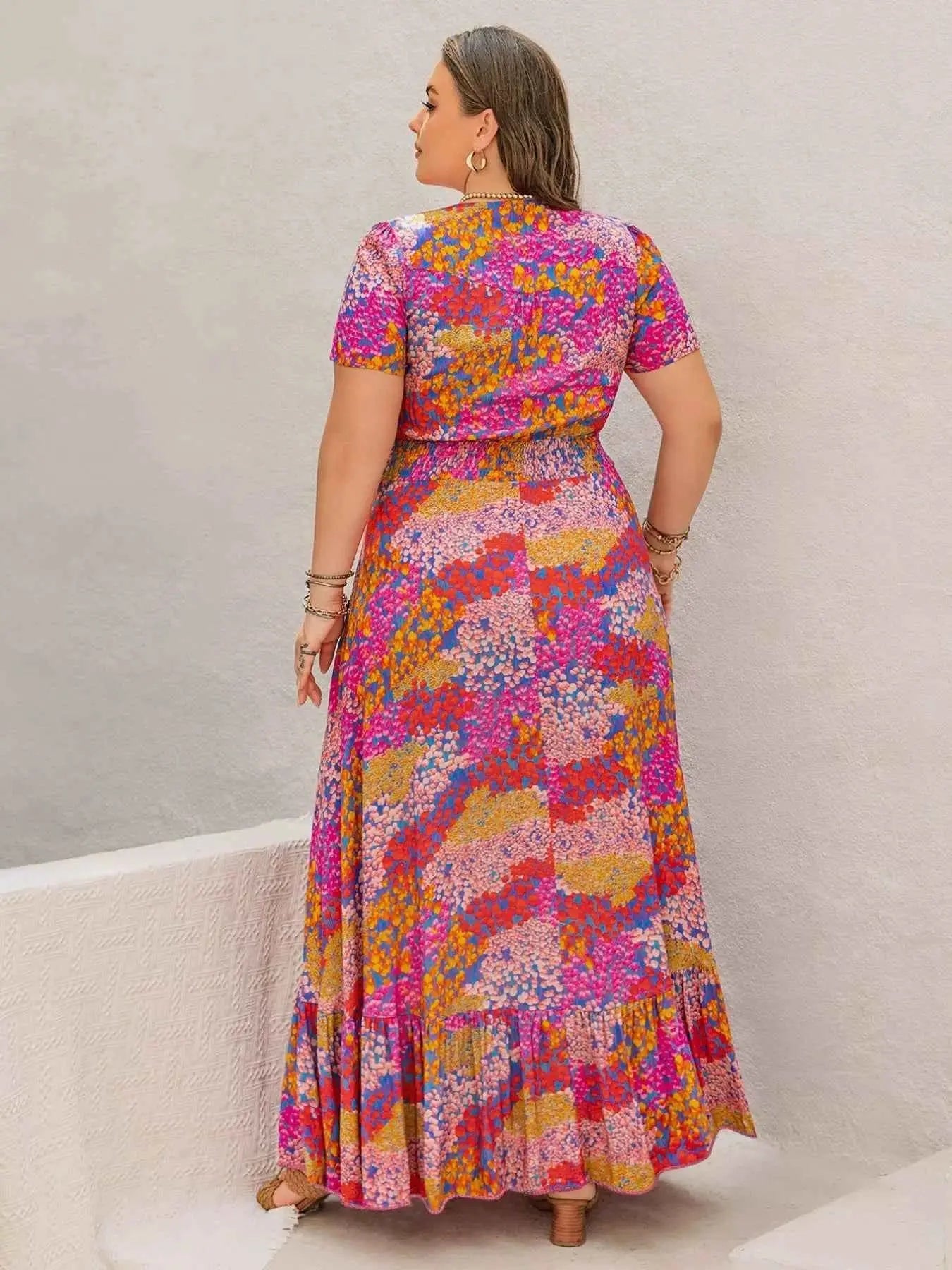 Plus Size Printed V-Neck Short Sleeve Maxi Dress