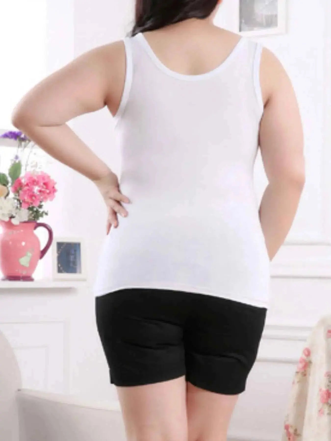 Solid Color Scoop Neck Tank Top