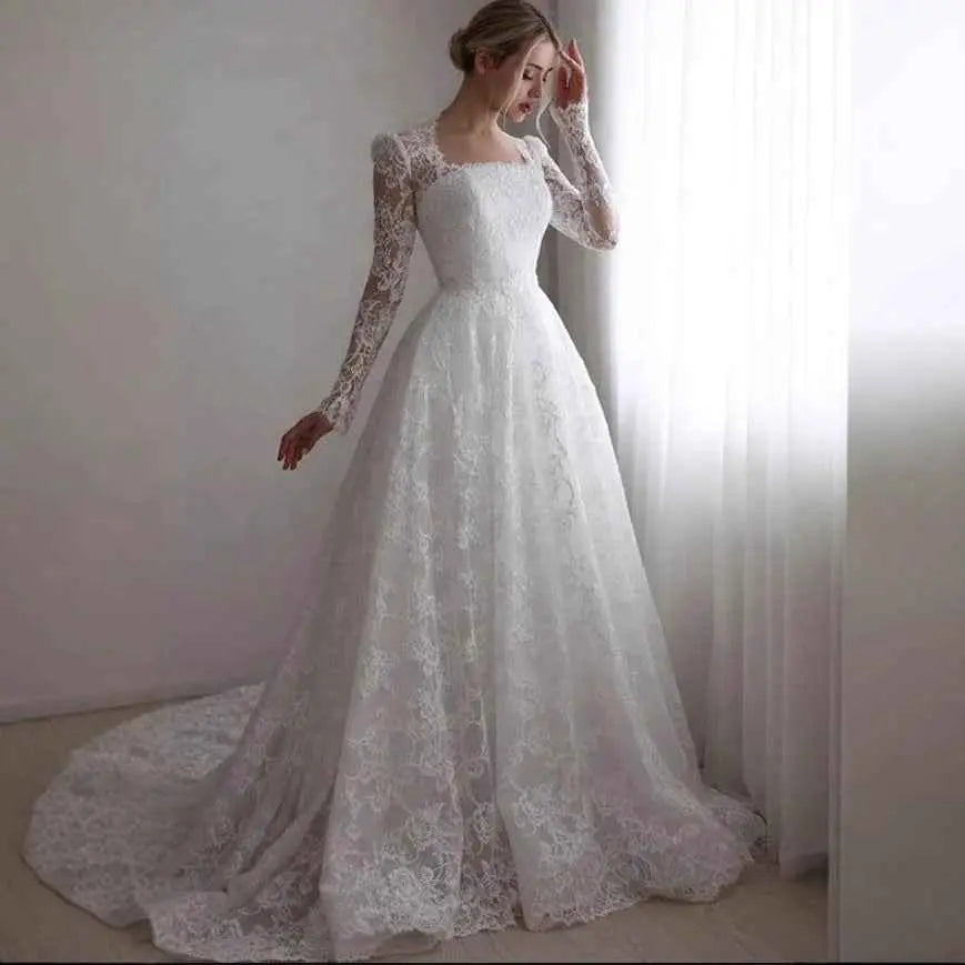 Plus size Embroidered Long Sleeve Trailing Wedding Dress