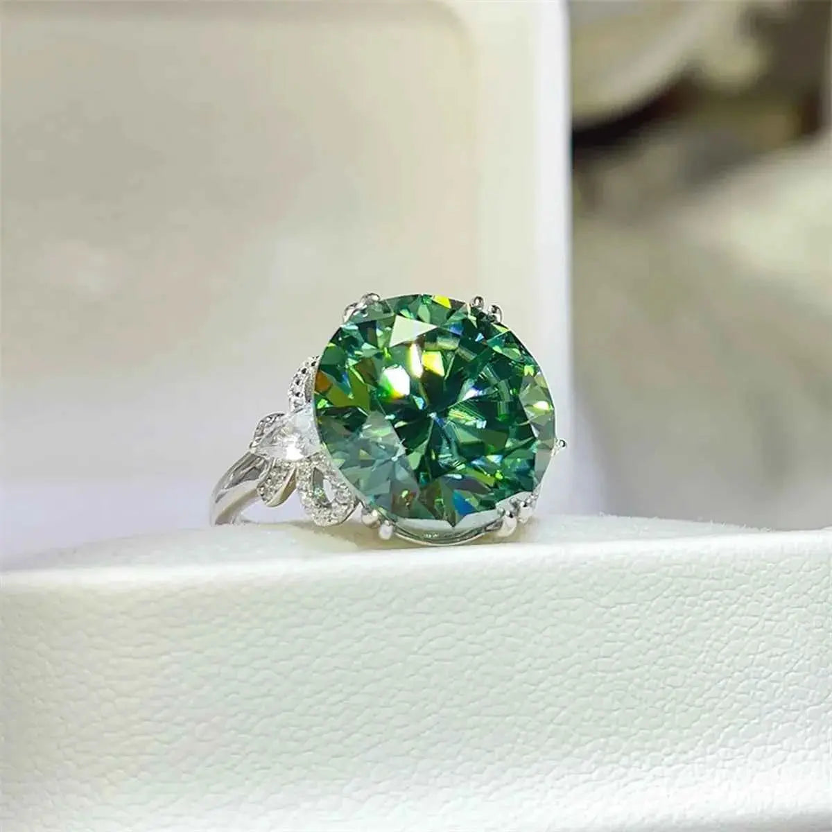 10 Carat Moissanite 925 Sterling Silver Ring