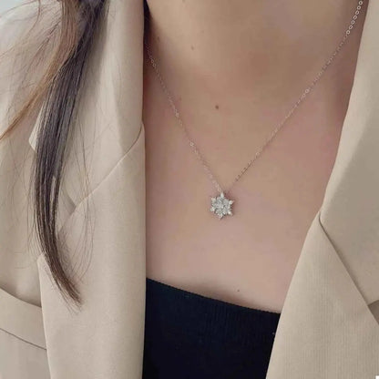 925 Sterling Silver Zircon Snowflake Necklace