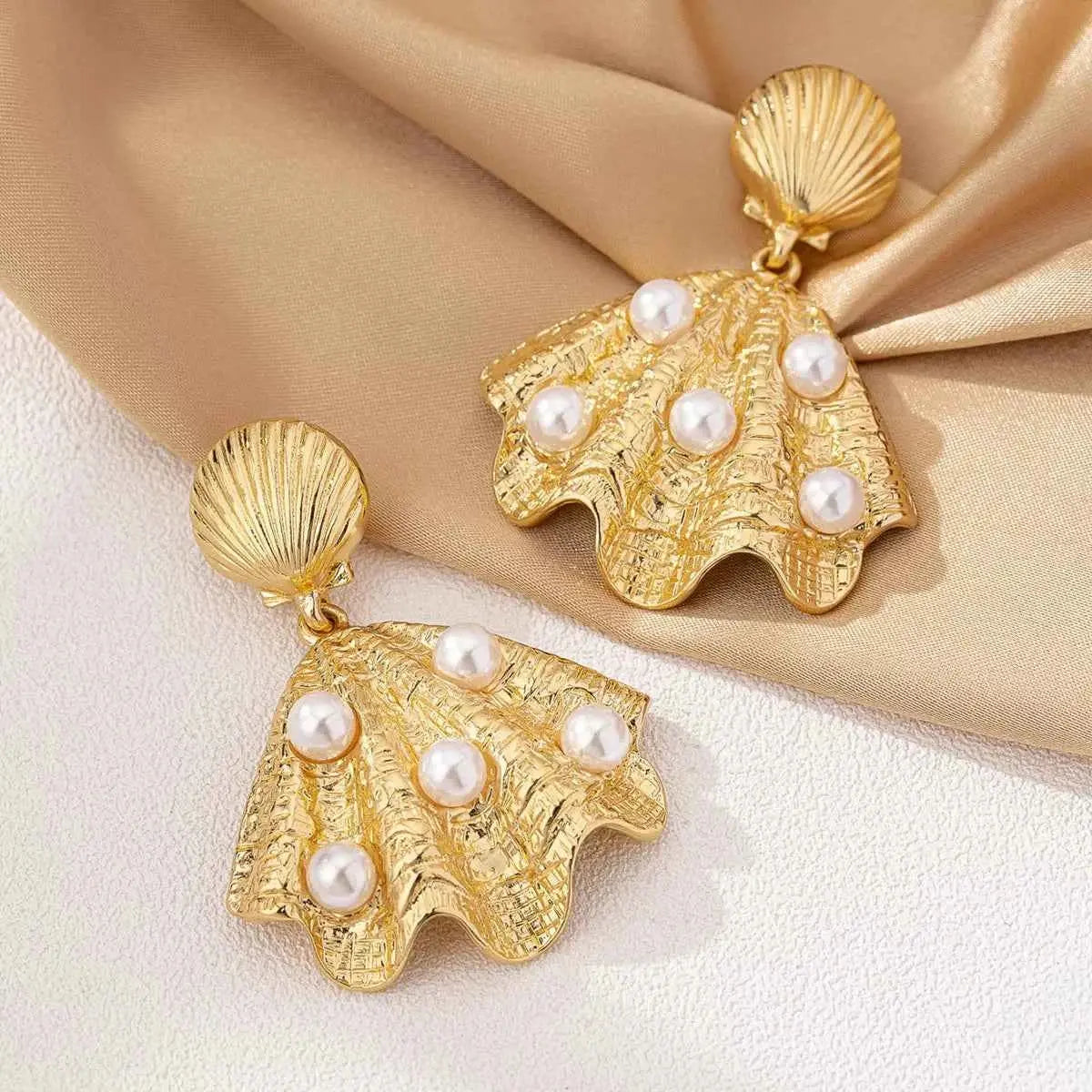 18K Gold-Plated Shell Pearl Drop Earrings