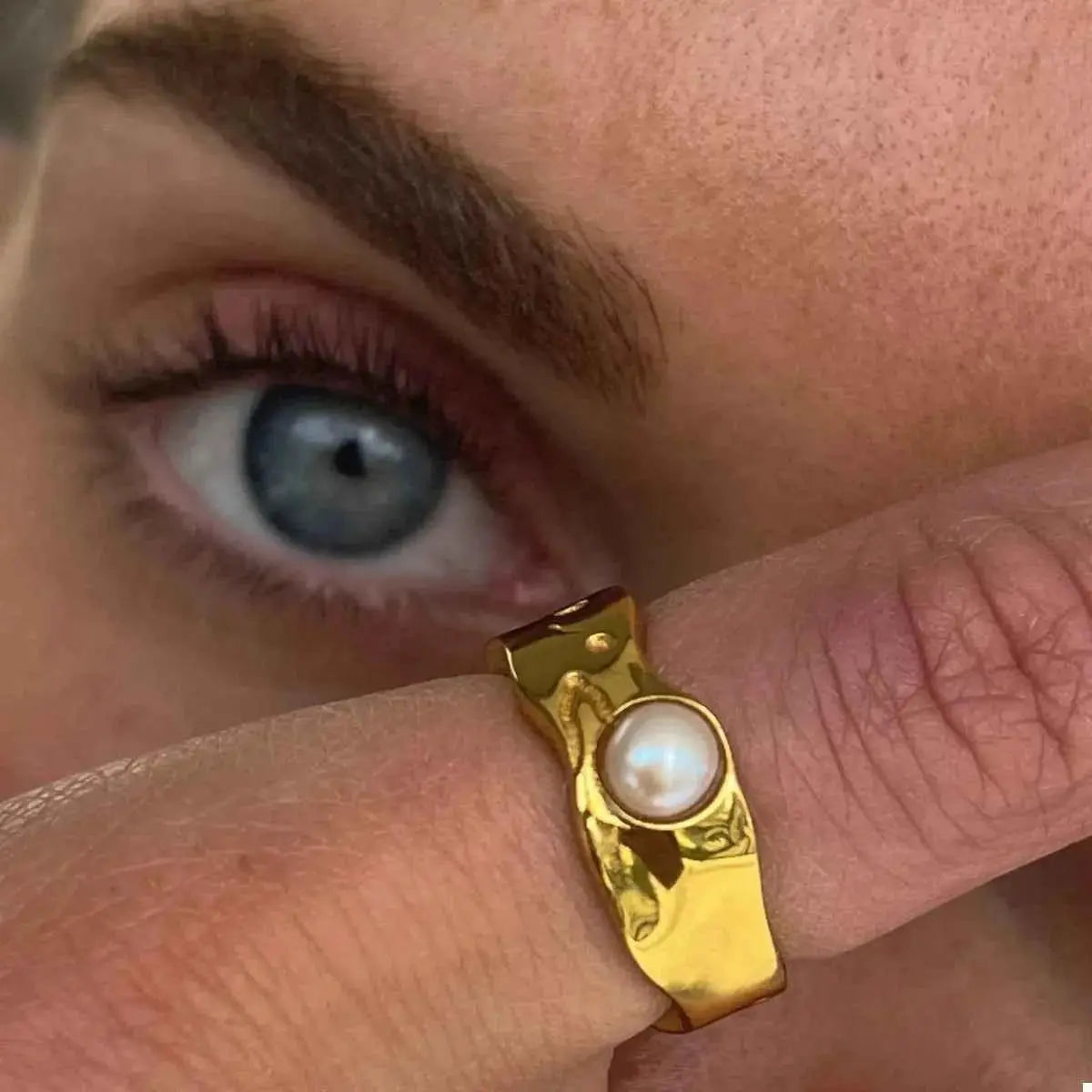 18K Gold-Plated Pearl Ring