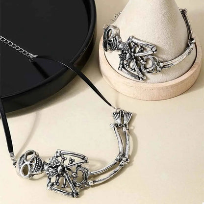 Alloy Skull Necklace and Bracelet Jewelry Set