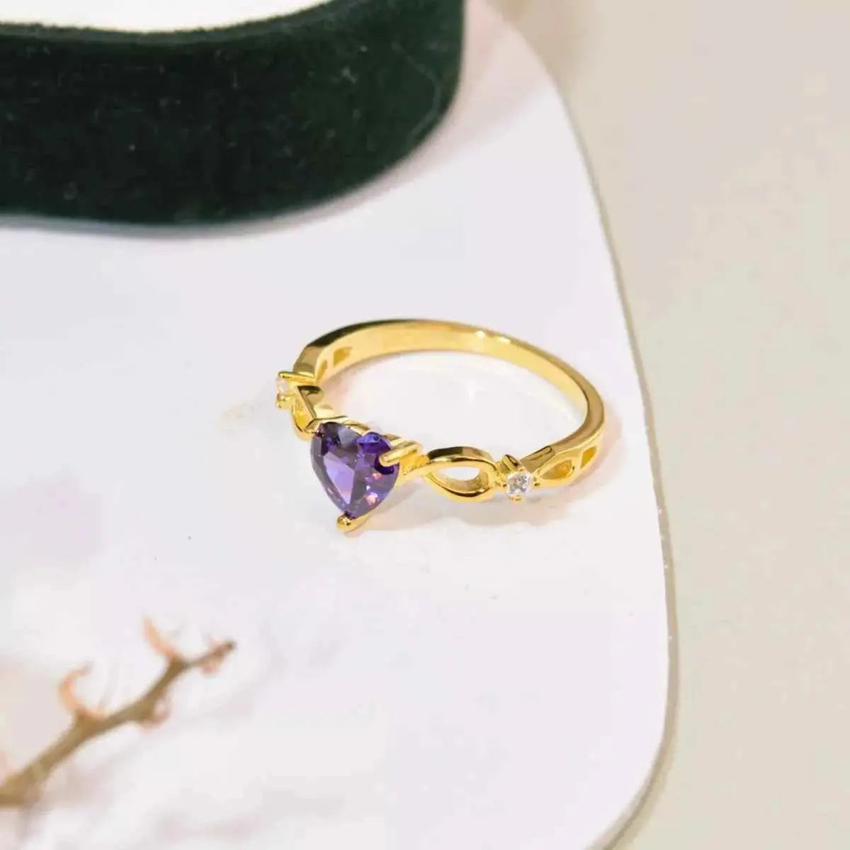 925 Sterling Silver Zircon Heart Ring
