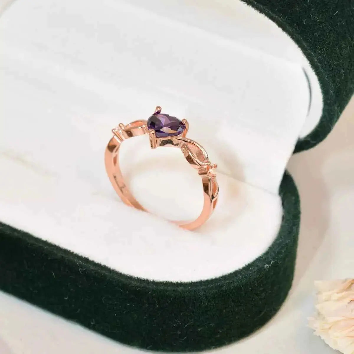 925 Sterling Silver Zircon Heart Ring