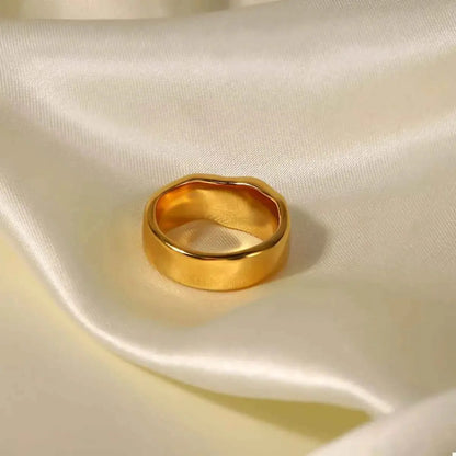 18K Gold-Plated Pearl Ring