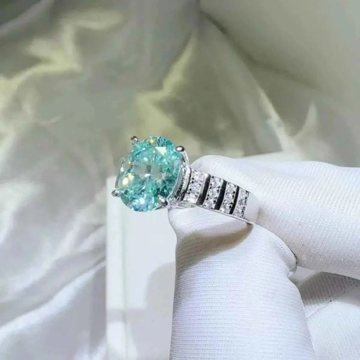 2 Carat Moissanite 925 Sterling Silver Ring