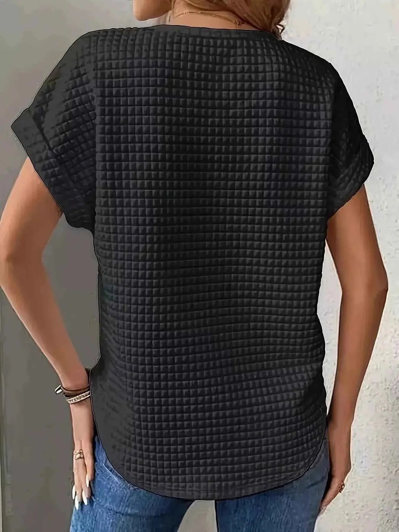 Plus Size Textured Round Neck Short Sleeve Top