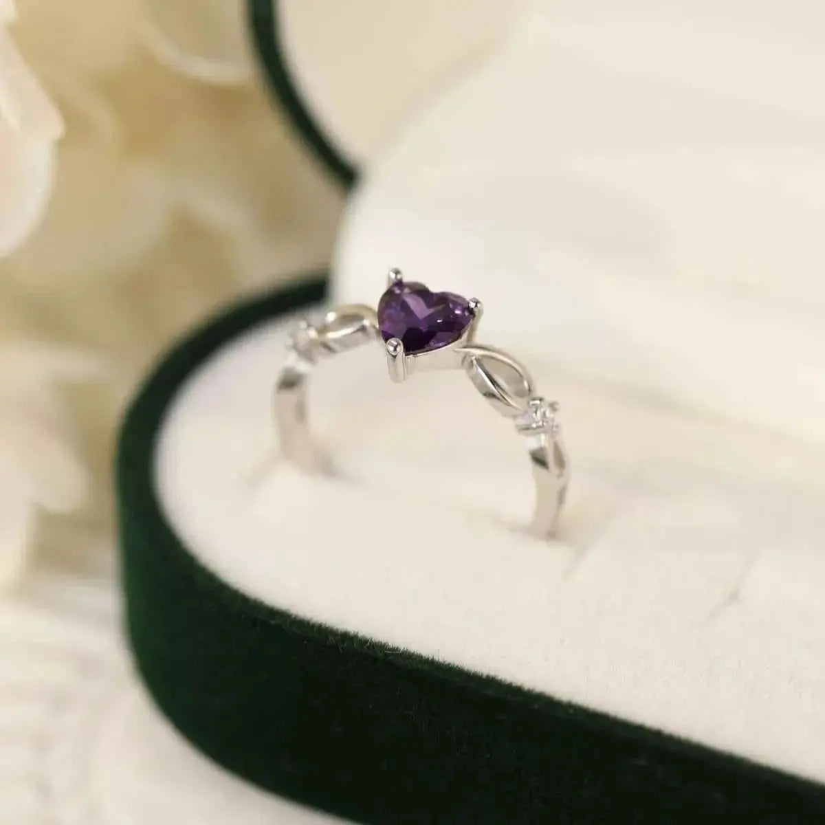 925 Sterling Silver Zircon Heart Ring
