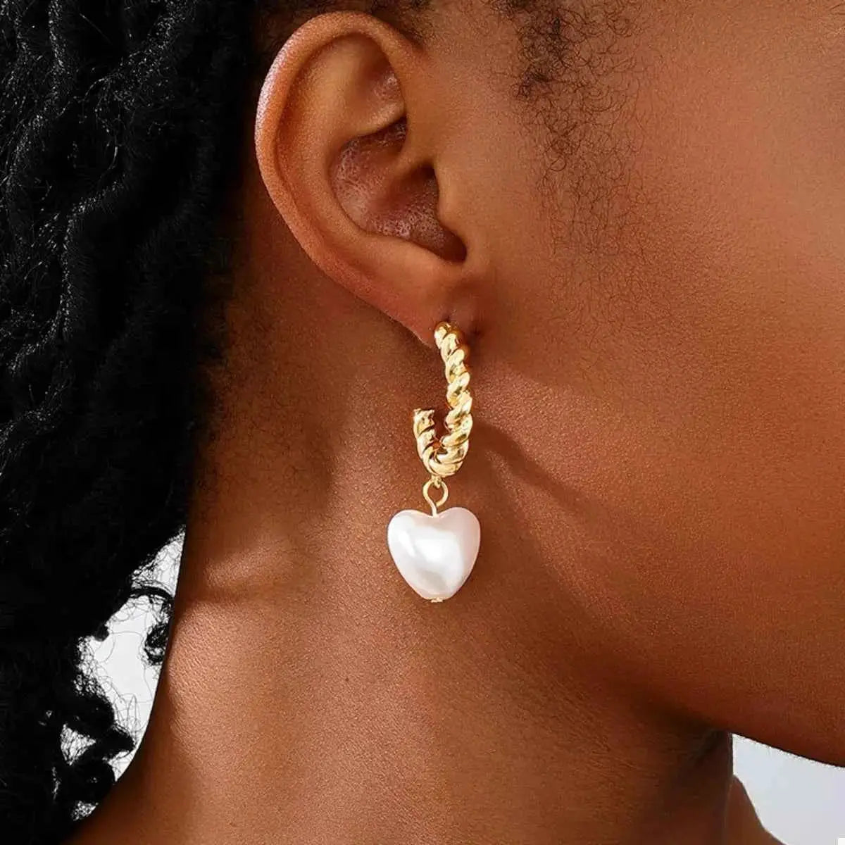 18K Gold-Plated C-Hoop Heart Earrings