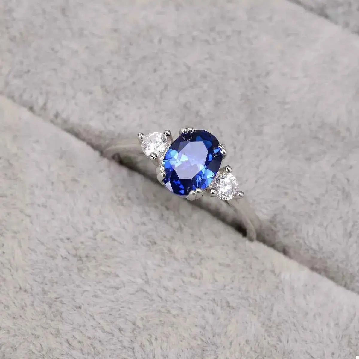 925 Sterling Silver Oval Ring