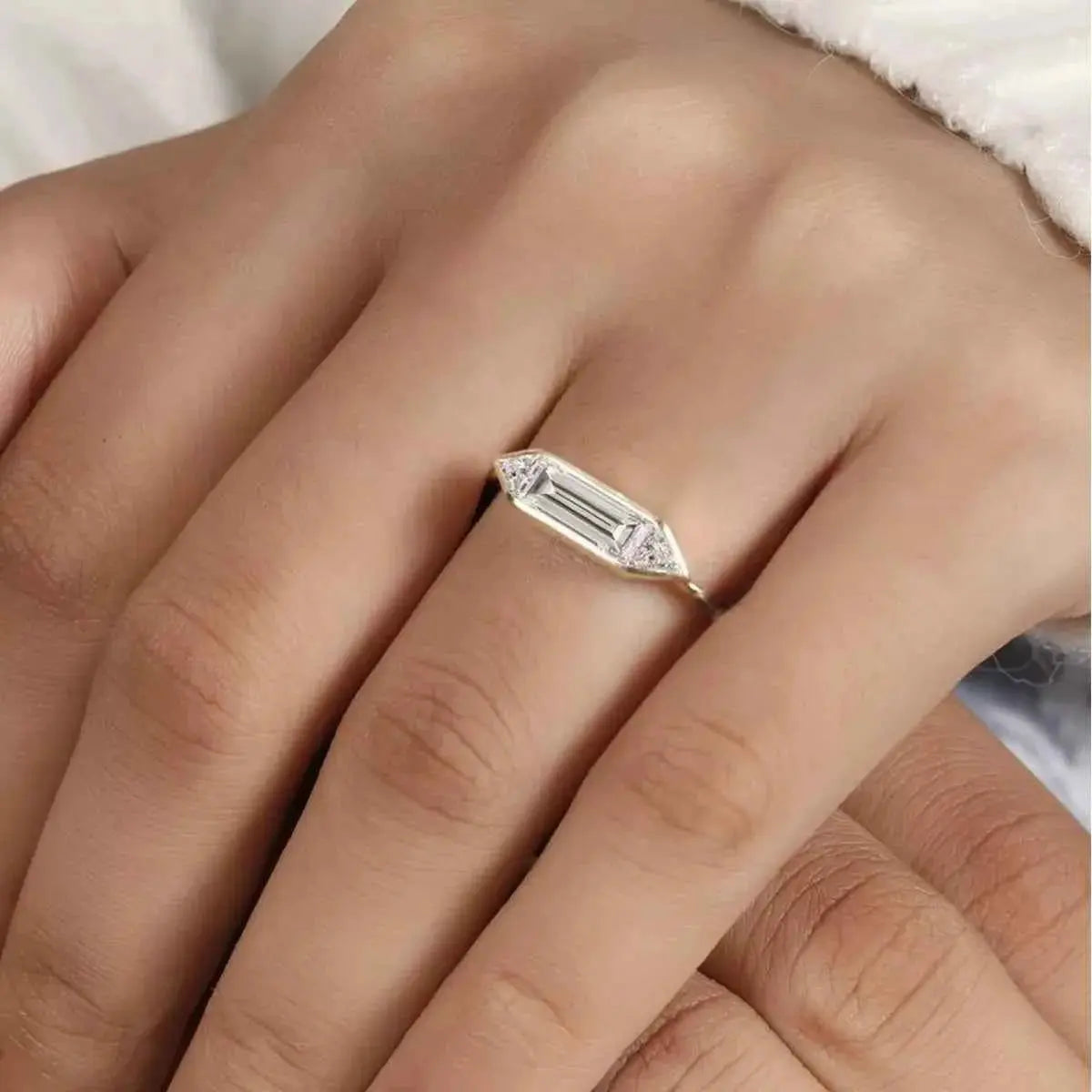 1 Carat Moissanite 925 Sterling Silver Ring