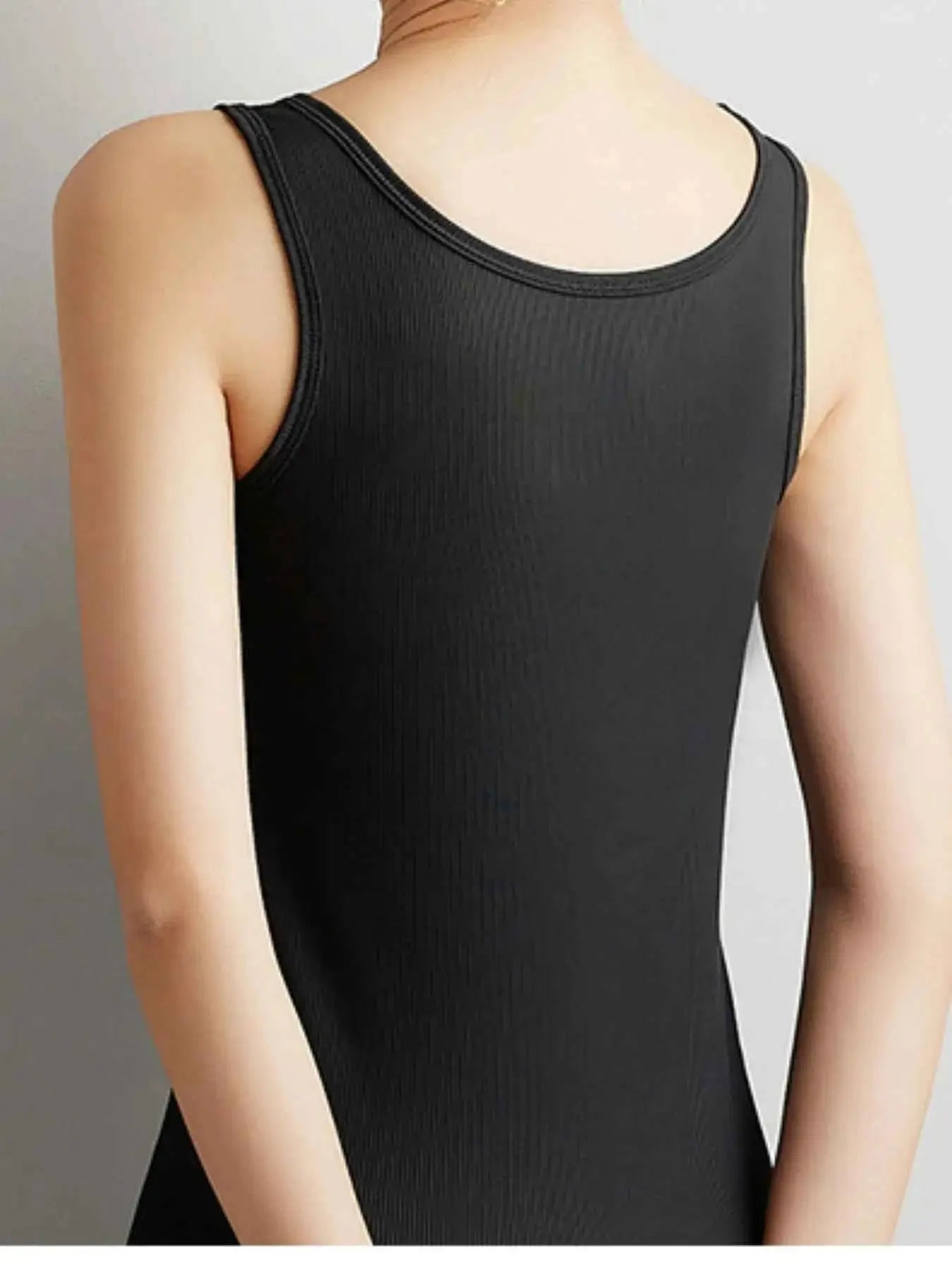 Plus Size Ribbed Scoop Neck Tank Top