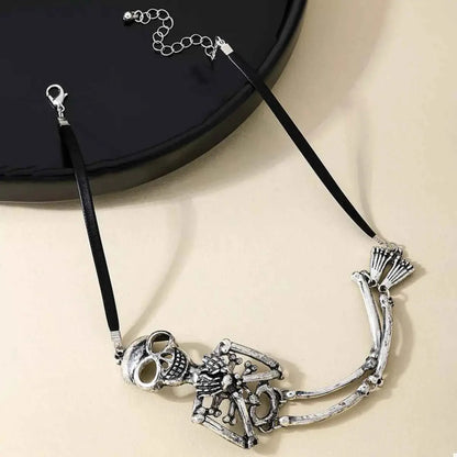 Alloy Skull Necklace and Bracelet Jewelry Set