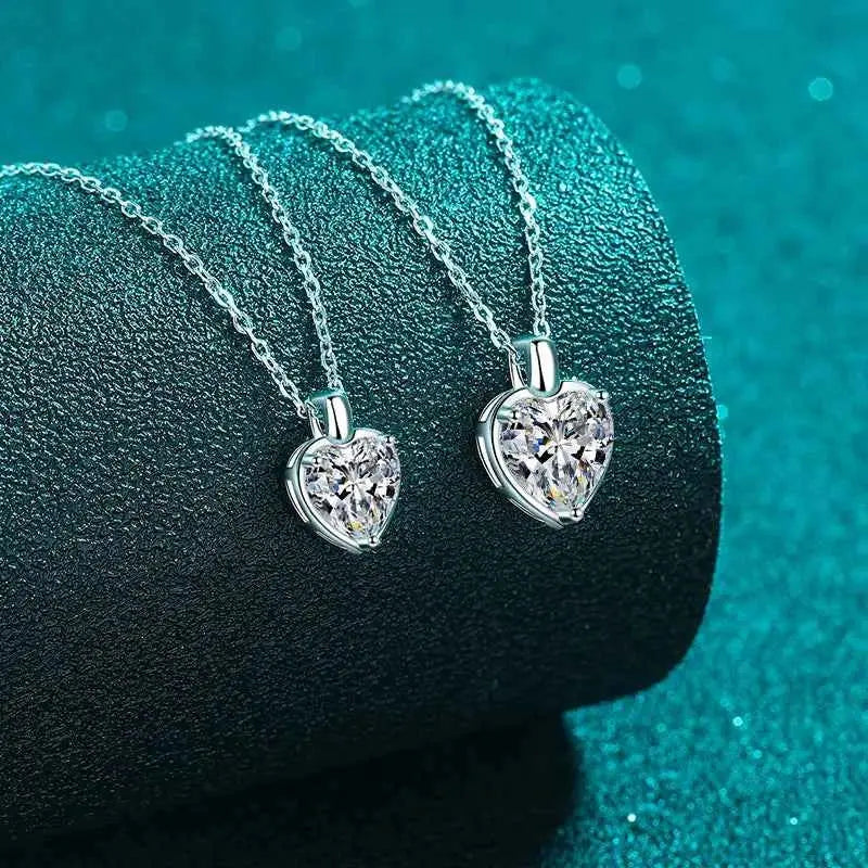 2 Carat Moissanite 925 Sterling Silver Heart Shape Necklace