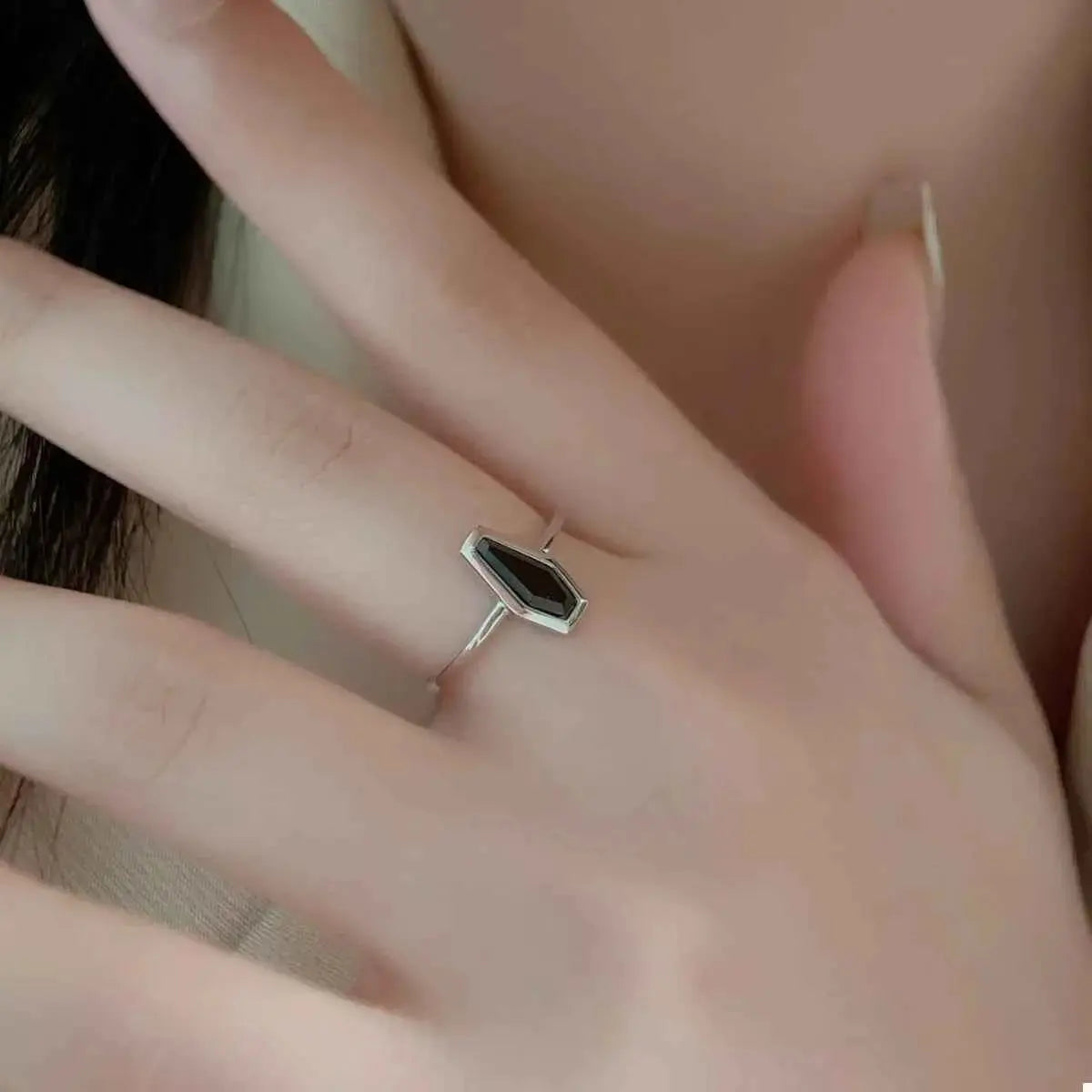 925 Sterling Silver Black Agate Geometric Ring
