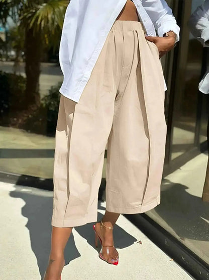 Plus Size Wide Leg Pleated Detail Cropped Pants