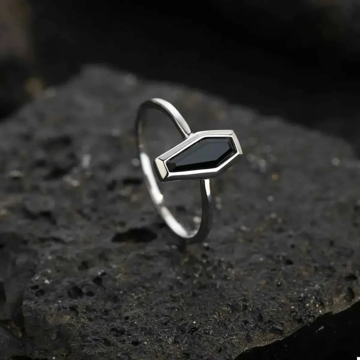 925 Sterling Silver Black Agate Geometric Ring
