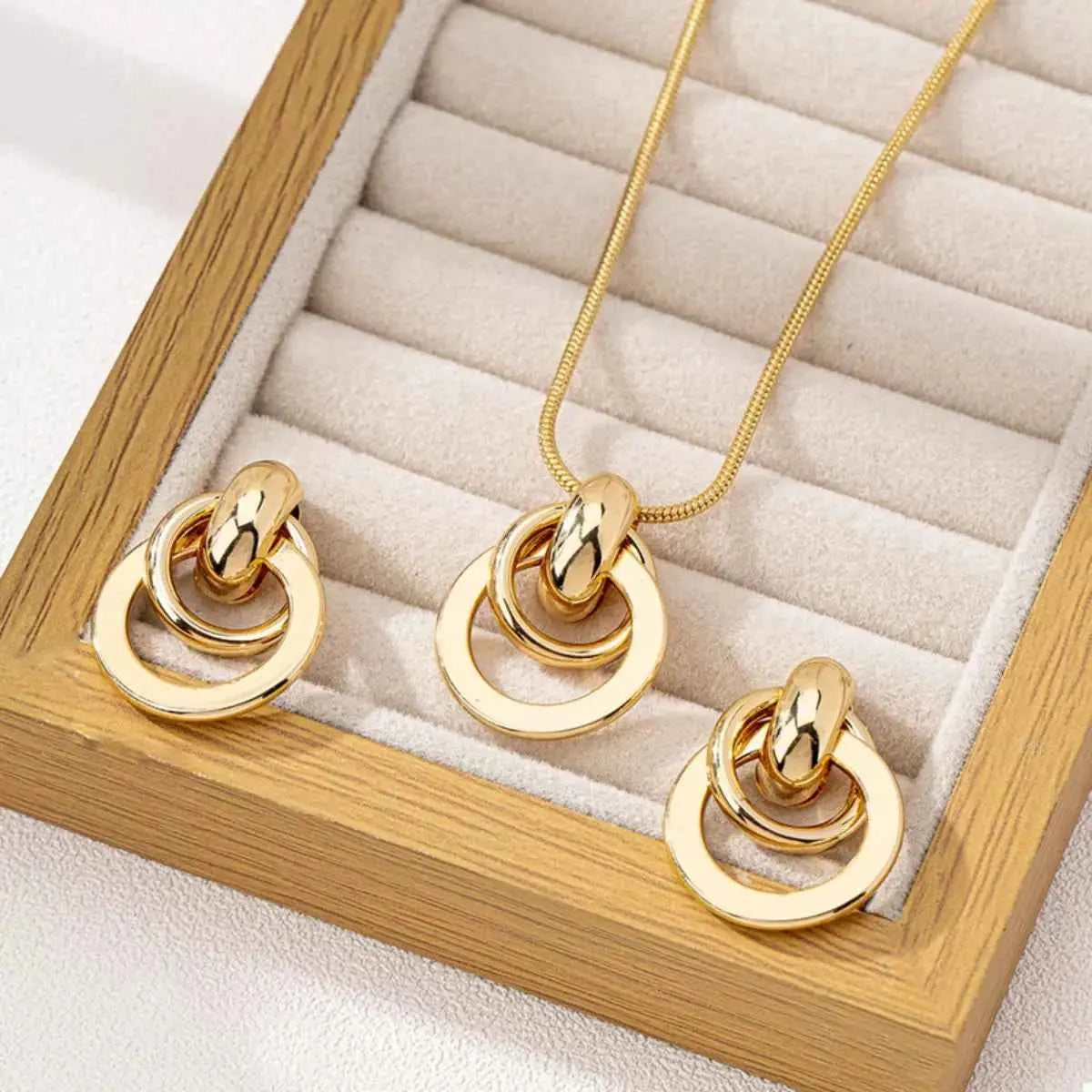 18K Gold-Plated Earrings and Pendant Necklace Jewelry Set