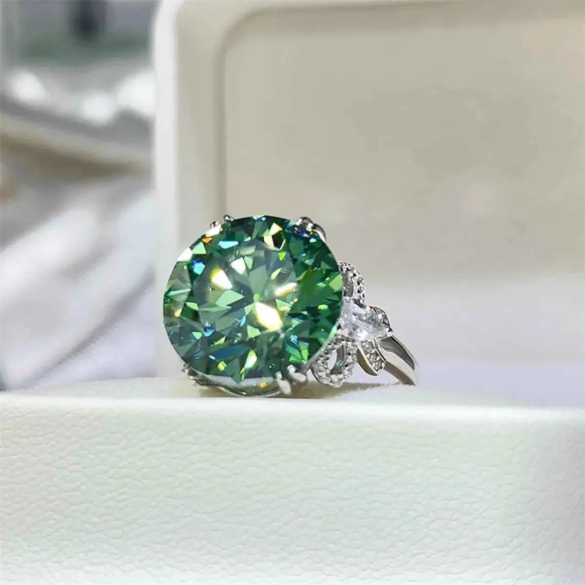 10 Carat Moissanite 925 Sterling Silver Ring