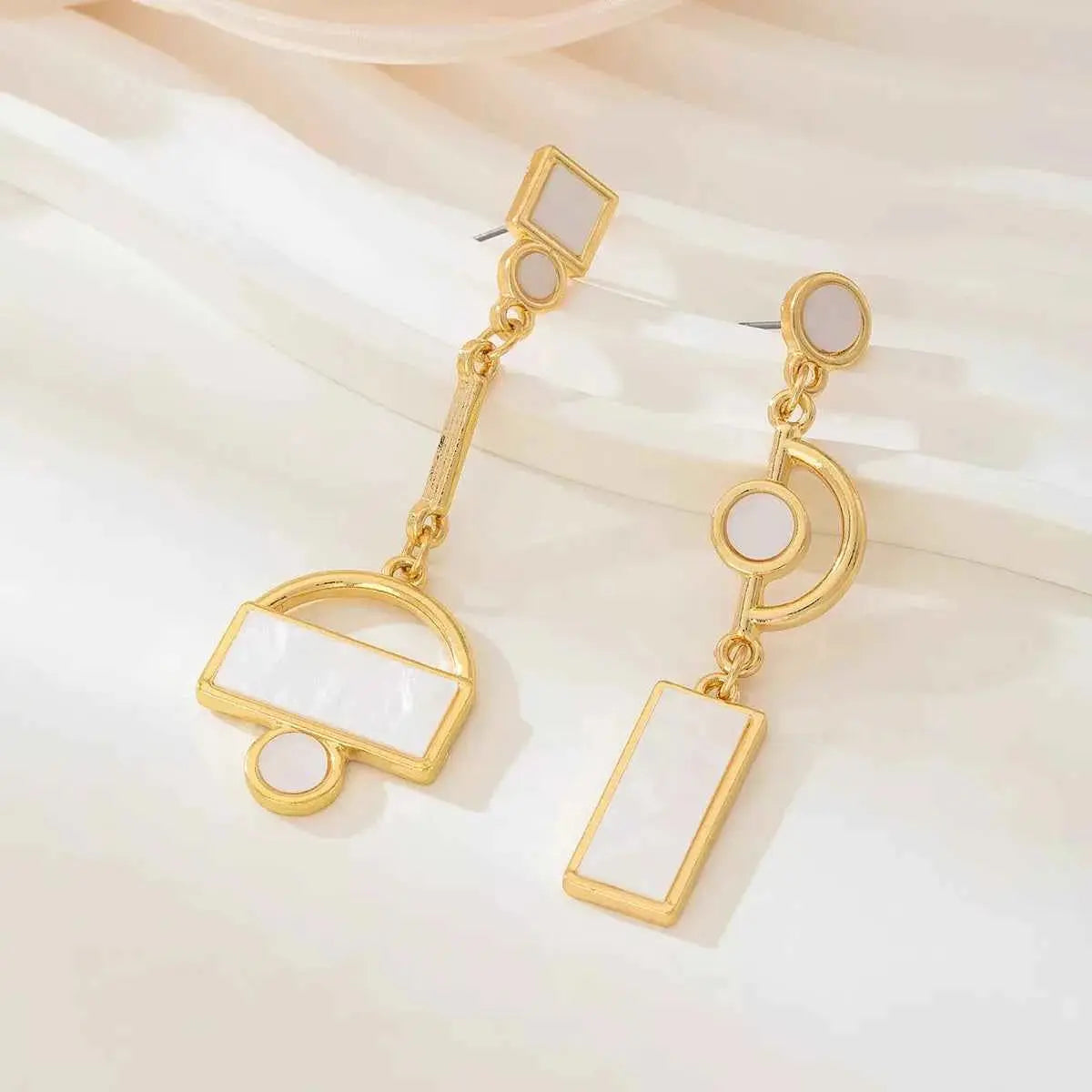 Geometric Gold Chain Drop Earrings