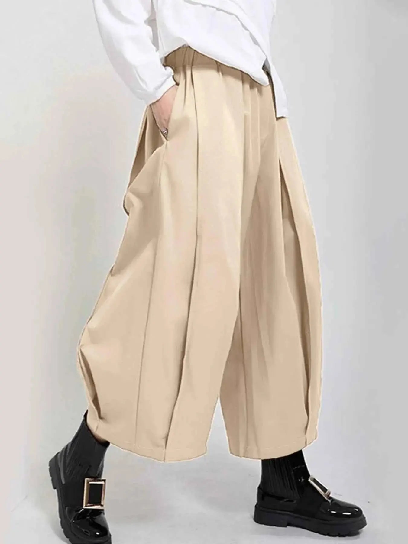 Plus Size Wide Leg Pleated Detail Cropped Pants